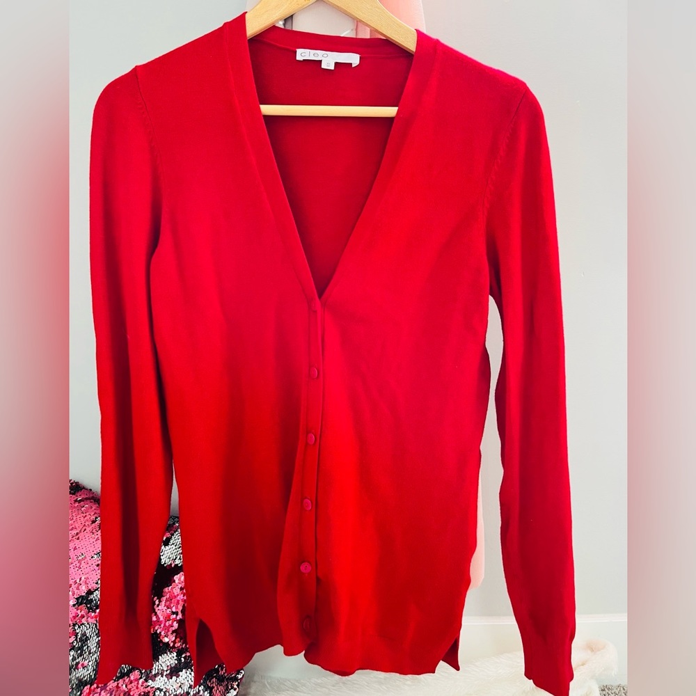 CLEO  LONG SLEEVE BUTTON DOWN Cardigan; Soft fabricI In EXCELLENT USED CONDITION